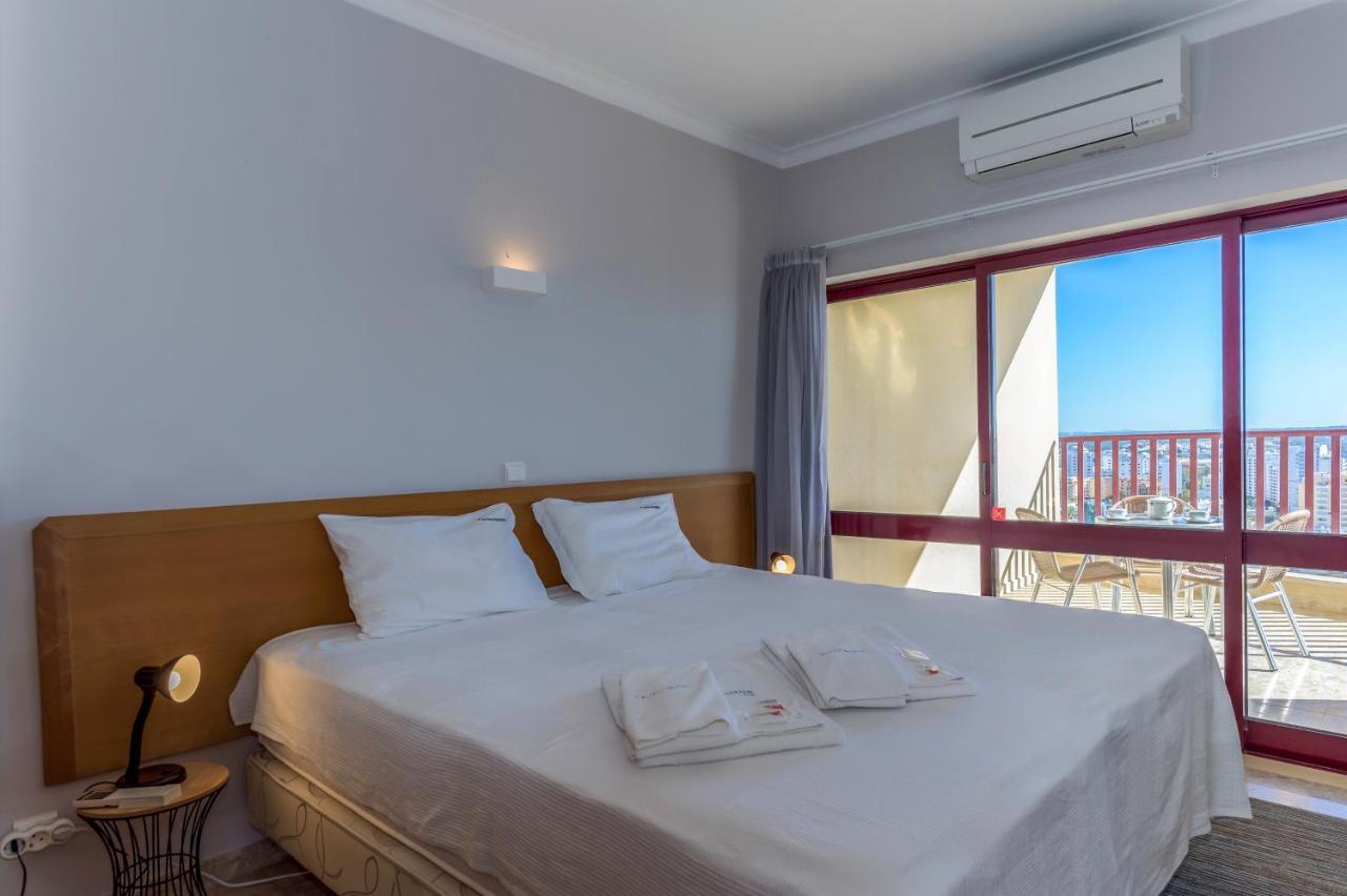 Flh Praia Mar Marine Flat With Pool Portimão Exteriör bild